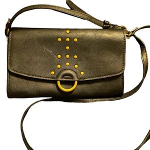 Gently used Universal Thread crossbody, black.